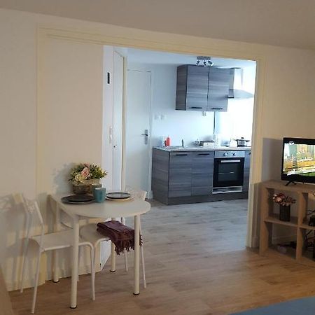 Studios tout équipés Cosne-sur-Loire Exterior foto